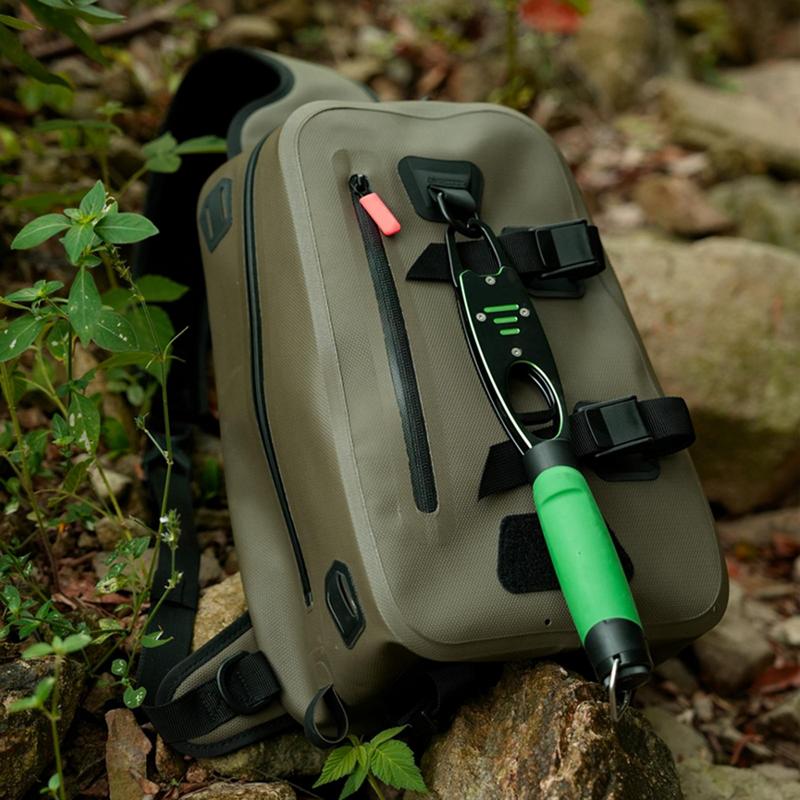 9.5L 釣りスリングバッグ釣りショルダーバッグ防水釣りルア - Fishing Equipment Box のレビューと価格